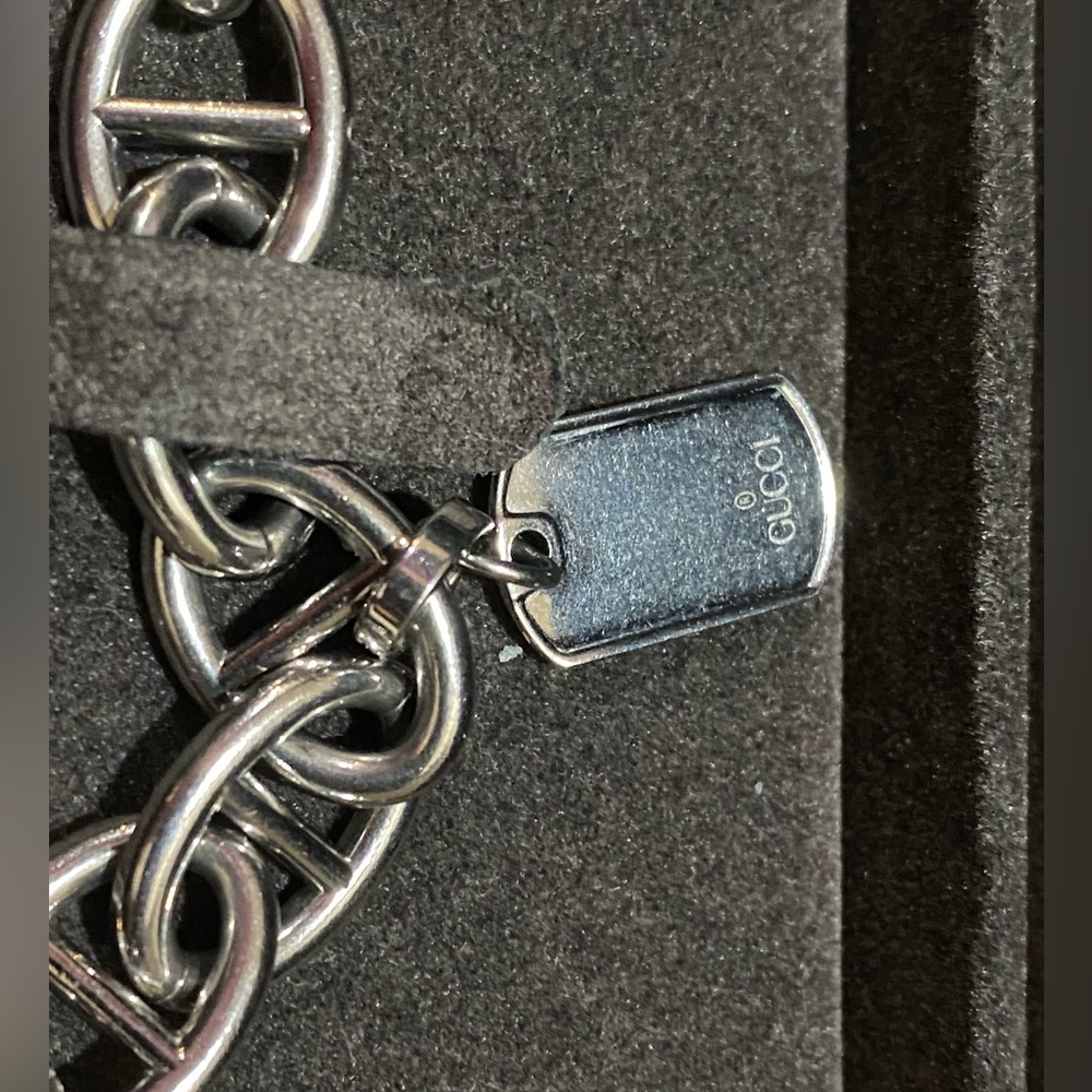 GUCCI Watch - Picture 6 of 11